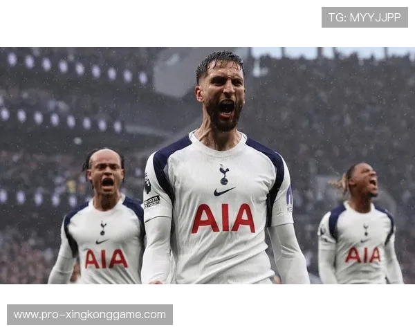 埃梅里带队持续抢分，打造稳定高效的攻防体系